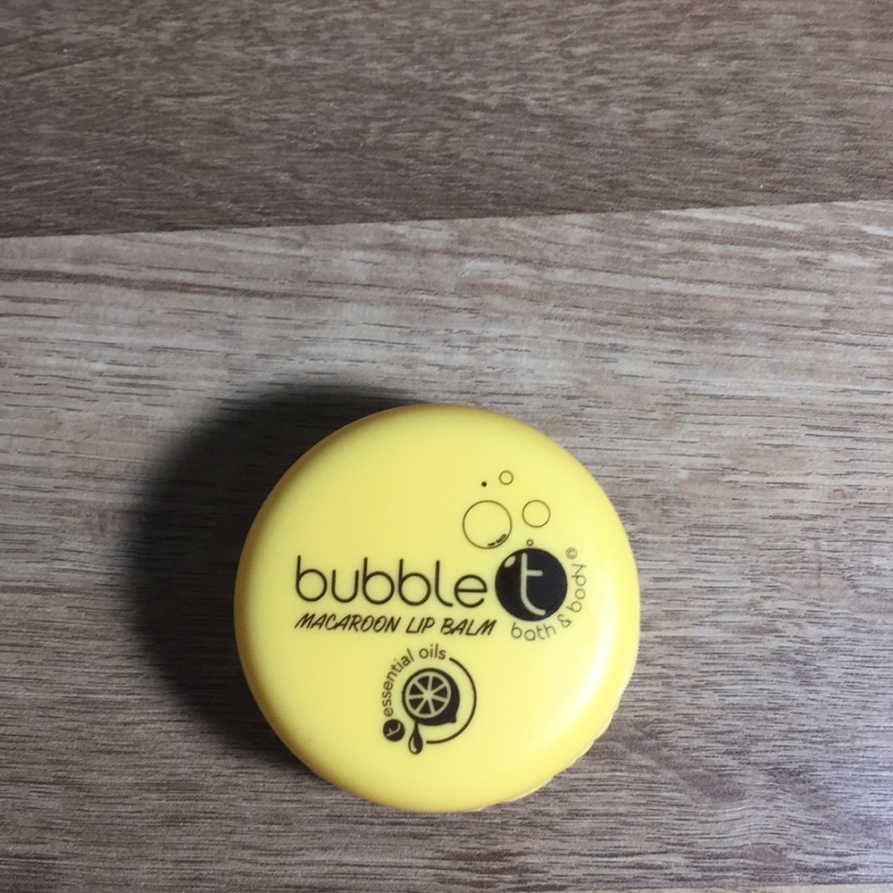 Bubble Macaroon Lip Balm